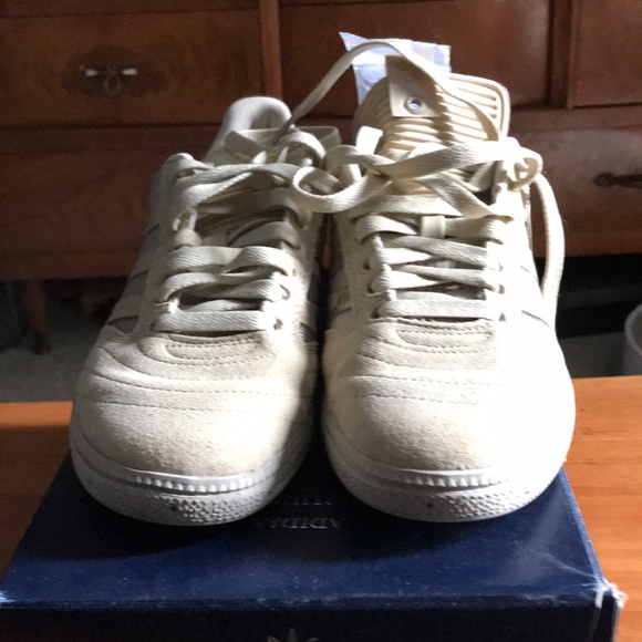 Adidas Busenitz Undeated Sneaker - Picture 5 of 8